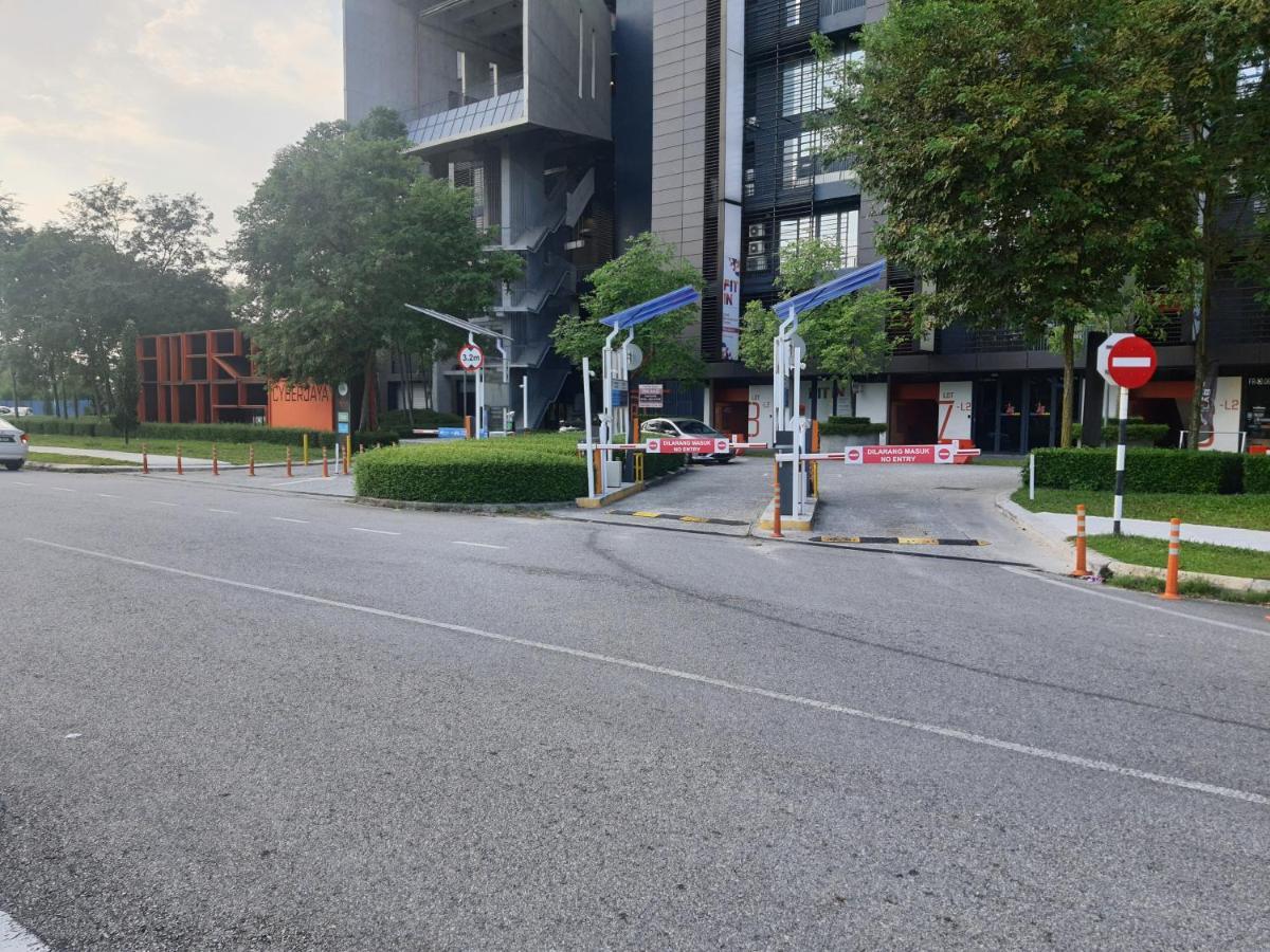 Cyberjaya Tamarind Suites,Mediya Homestay Bagian luar foto
